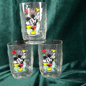 McDonald's Disney World Celebration 2000 Mickey Mouse Magic Kingdom Glass